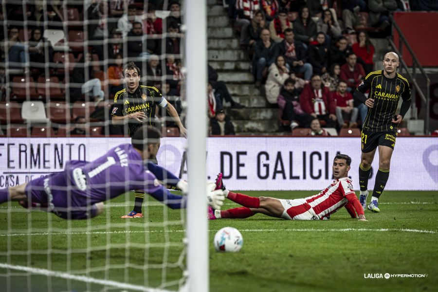 R Sporting Gijón 1 - 0 Real Zaragoza | Crónica