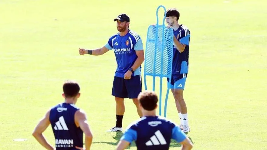 El Real Zaragoza se ejercita sin Liso ni Pau Sans