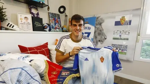 Emotiva despedida de Francho Serrano del Real Zaragoza