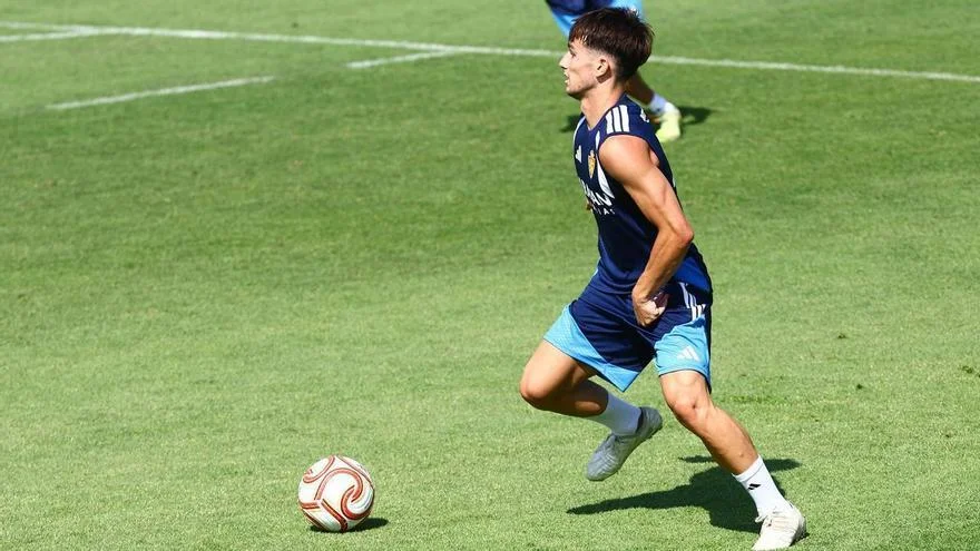 Pau Sans regresa a los entrenamientos del Real Zaragoza