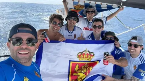 Pasión por el Real Zaragoza: la travesía en barco hacia Ibiza
