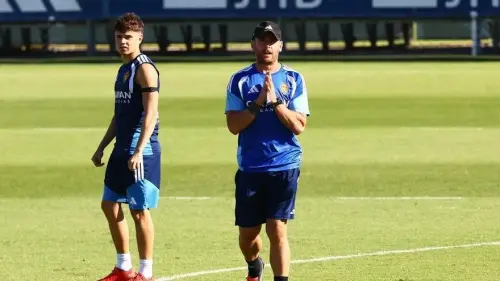Galería | Ibai Gómez dirige al Real Zaragoza con la plantilla al completo