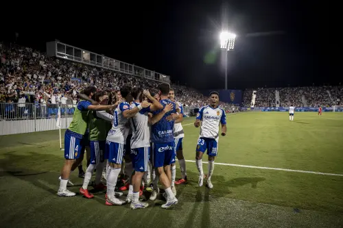 Equipo con voz - La crónica